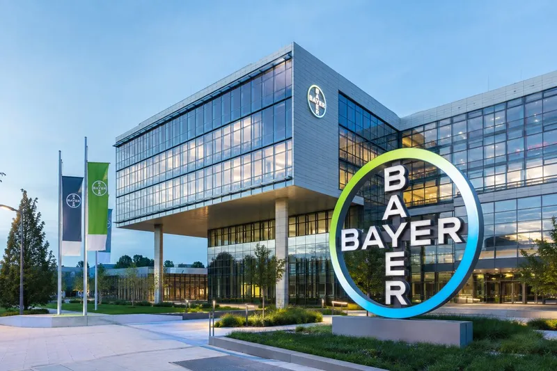 Bayer vuelve a beneficios y factura 10.900 millones en el segundo trimestre