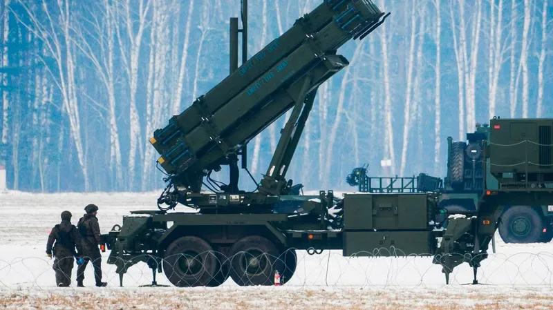 Analistas advierten que fabricar misiles Patriot en Ucrania será un problema para EEUU