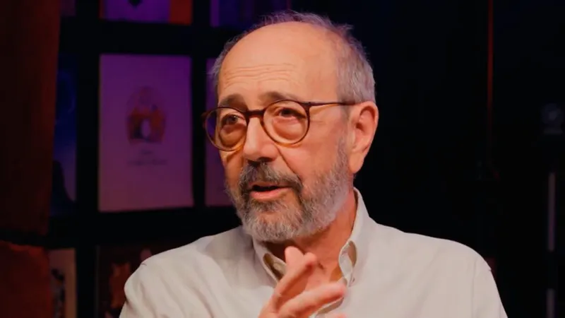 Miguel Rellán (82 años): "Me metía en unos follones tremendos que sobrio no te metes, pero me retiré a tiempo"