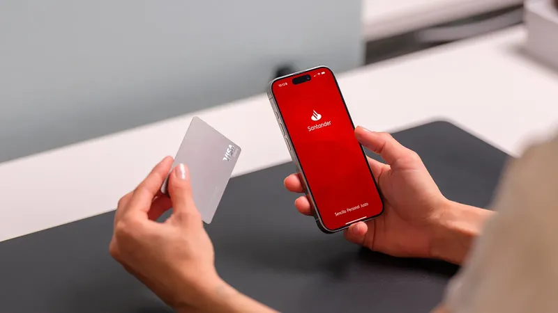 La app de Banco Santander no funciona: problemas al hacer Bizum e iniciar sesión