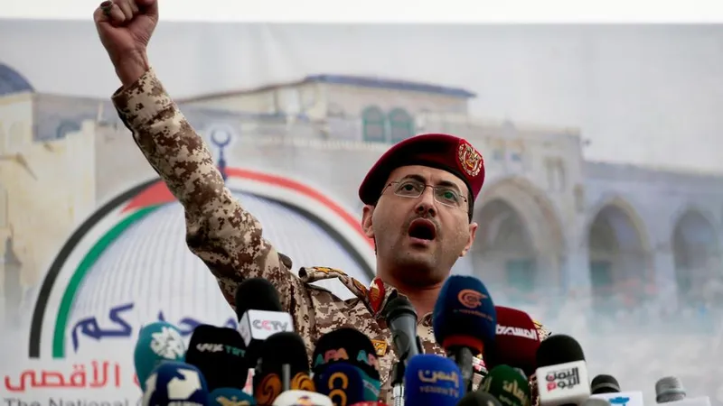 Fuerzas saudíes realizaron 110 ataques aéreos en Yemen en 24 horas, según portavoz hutí