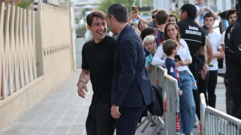 Deco: "Es casi imposible sustituir a Lewandowski, pero ahora es momento de tomar decisiones"
