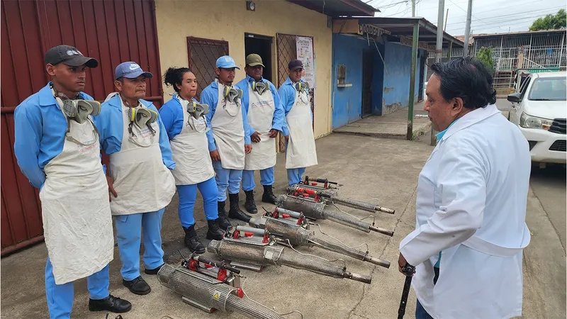 Brigadas del MINSA intensifican lucha contra el dengue en Laureles Norte, Managua