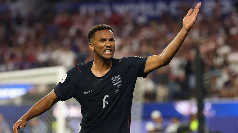Estados Unidos cierra con derrota la fase de grupos