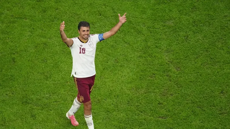 Rodri, con la Trilogía a tiro: sólo 10 futbolistas lo han logrado
