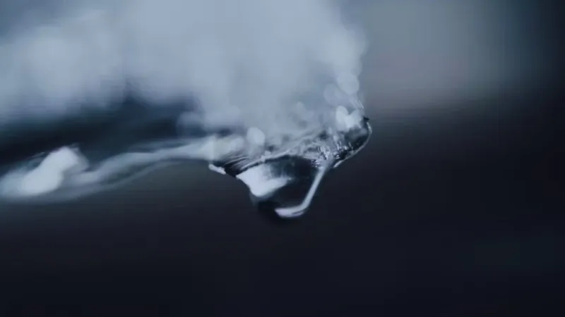 El nitrógeno líquido podría convertirse en uno de los combustibles más inesperados del futuro. Científicos creen que su potencial energético podría superar al hidrógeno y dejar atrás a las baterías eléctricas