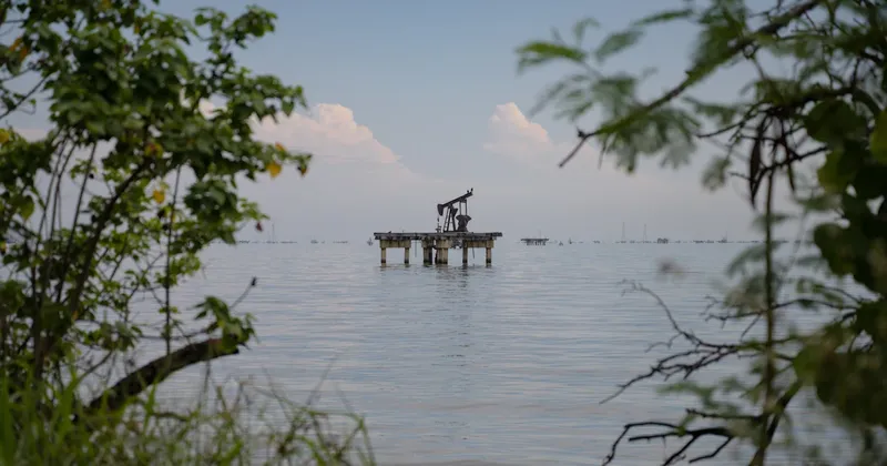 La apertura del sector petrolero venezolano es “humo y espejos”: banquero Pickering