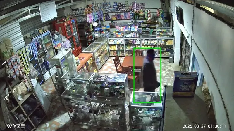 Delincuente saquea Miscelánea Flamingo en San Juan del Sur (+Video)
