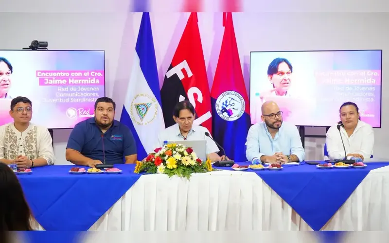 Juventud Sandinista 19 de Julio comparte con Compañero Jaime Hermida