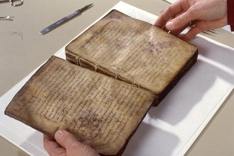 El fatídico día que perdimos siglos de avance científico y tecnológico porque unos monjes borraron un libro de Arquímedes