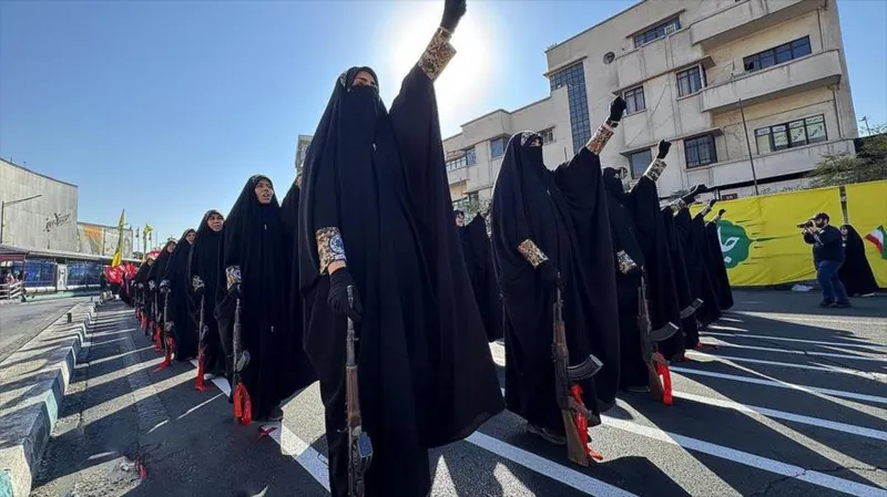Experto: Más de 30 millones de iraníes se movilizan en defensa de su país