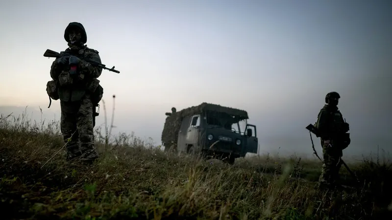 Fuerzas rusas liberan 2 asentamientos y golpean la infraestructura crítica militar ucraniana en un día