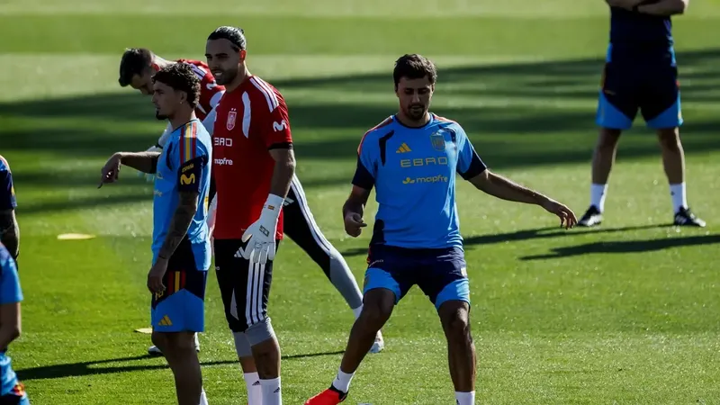 Rodri: "¿Crees que no quiero ganar el Balón de Oro?"