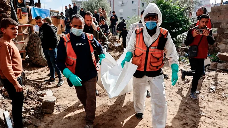 Gaza recupera 233 cuerpos bajo escombros tras bombardeos israelíes