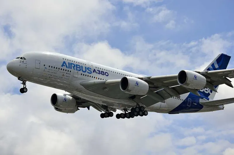 Airbus se dispara un 7% tras lanzar una recompra de 5.000 millones