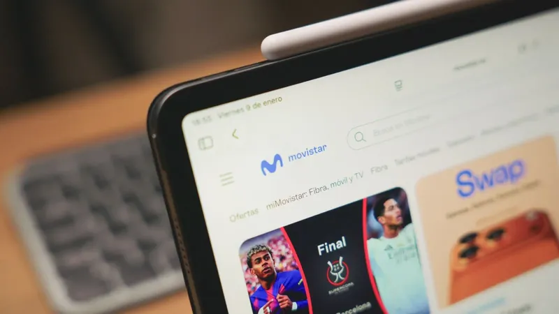 Movistar confirma por qué no puedes contratar 10 Gbps aunque su fibra ya llegue a tu domicilio