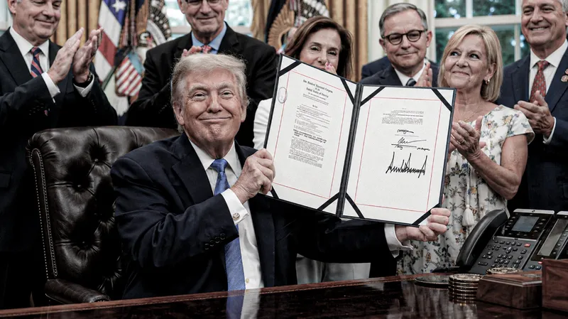 Trump incrementa presupuesto militar y de seguridad fronteriza