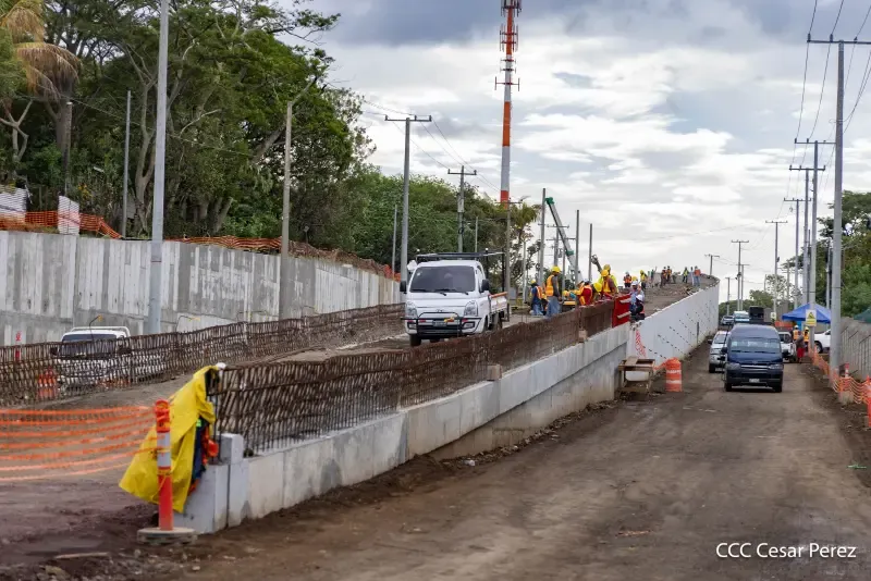 Avanza en un 55 % la construcción del Paso a Desnivel Carretera Vieja a León