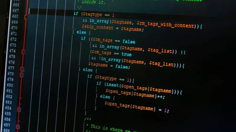 Una falla de seguridad detectada con IA puso en alerta a medio internet. Gobiernos y hospitales desconectaron sus webs para evitar ataques