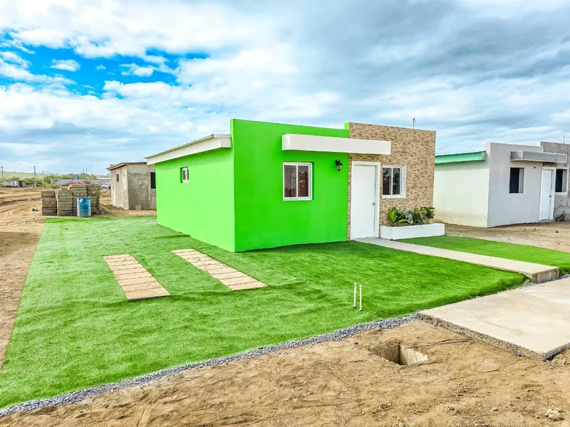 Gobierno inaugura Residencial "Las Madres" con 460 viviendas en Managua