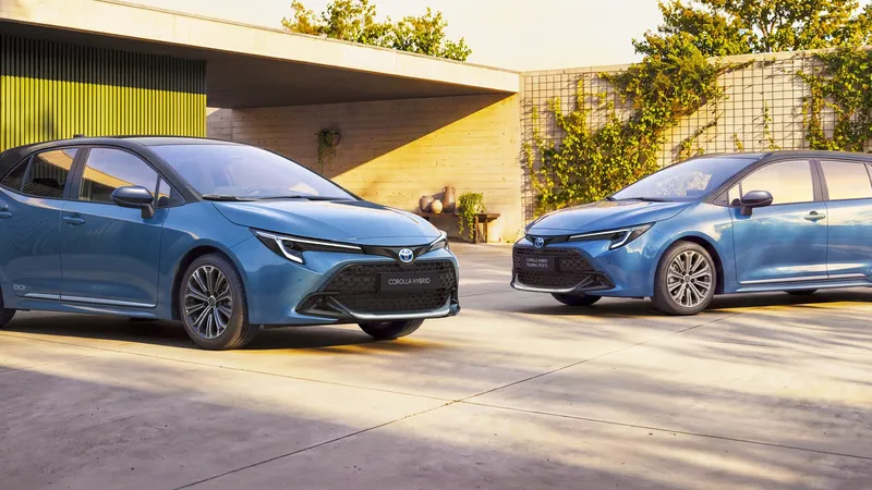 A los 60 años, el Toyota híbrido más vendido de España estrena una gama con más equipamiento y nuevas versiones