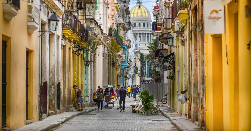 Ya tres cadenas hoteleras anuncian cese de operaciones en Cuba ante presión de EE.UU.