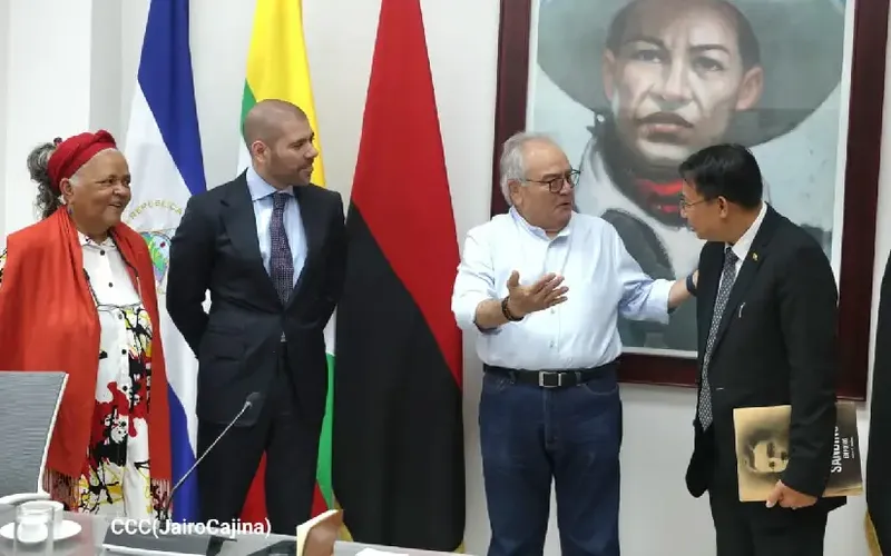 Embajador de Myanmar sostiene encuentro oficial en la Asamblea Nacional de Nicaragua
