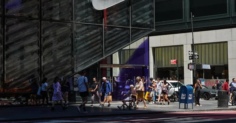 Nike enfrenta presión de inversores para dejar de cubrir cirugías de género para menores