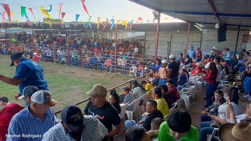 Plaza de Toros La Bendición reúne a las familias en el inicio de las fiestas agostinas