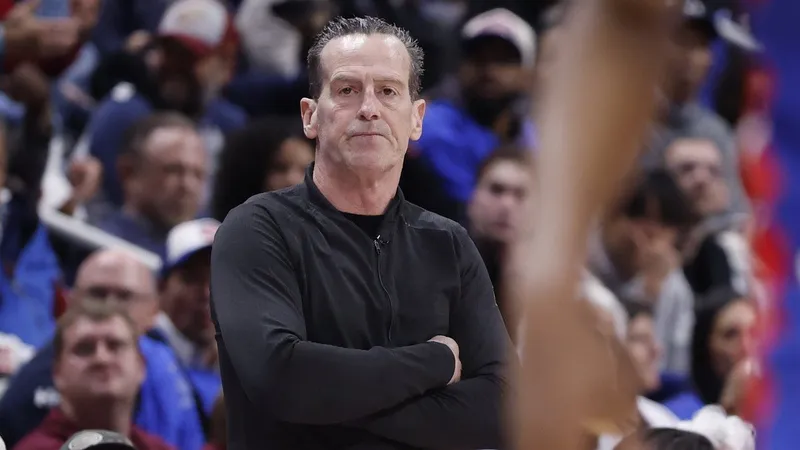 Kenny Atkinson justifica su gestión de la debacle