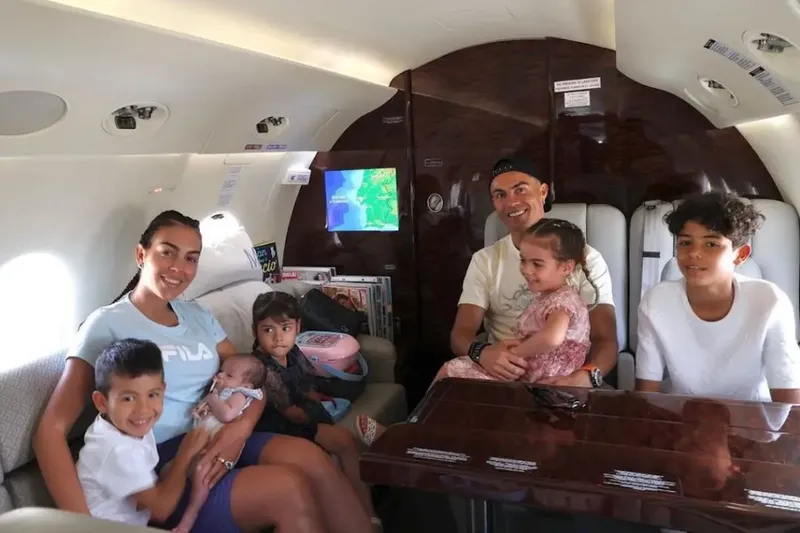 Georgina Rodríguez adopta a los hijos de Cristiano Ronaldo