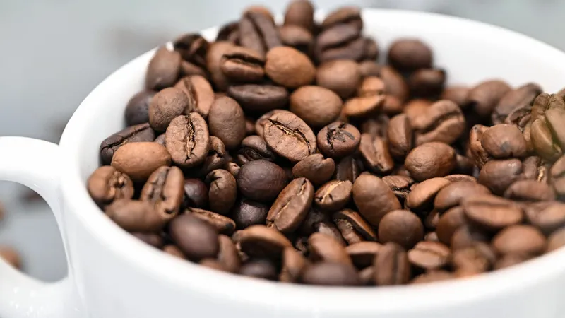 El Niño agita los mercados agrícolas: cómo afectaría el comercio global de cacao, café y azúcar