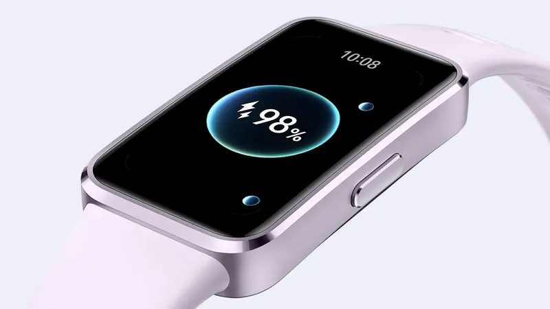 La smartband más vendida de Amazon, pequeña y con batería de 14 días, baja a menos de 30 euros