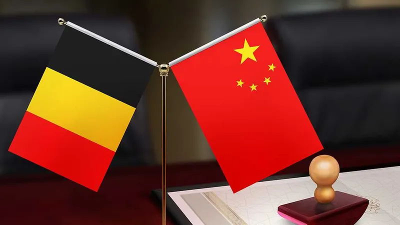Xi Jinping y el rey Felipe intercambian felicitaciones por el 55º aniversario de las relaciones diplomáticas