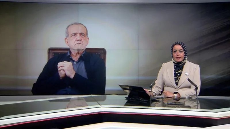 Irán advierte que FFAA responderán con firmeza a cualquier agresión enemiga - Noticiero 22:30