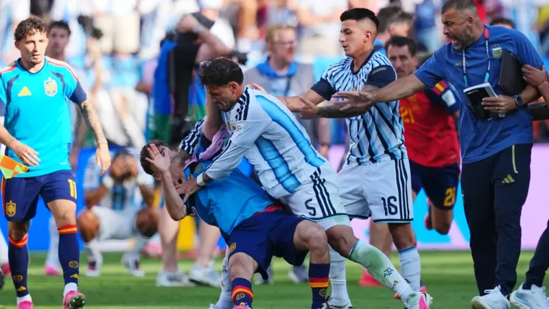 FIFA abre expediente disciplinario a jugadores de Argentina tras los incidentes en la final del Mundial 2026