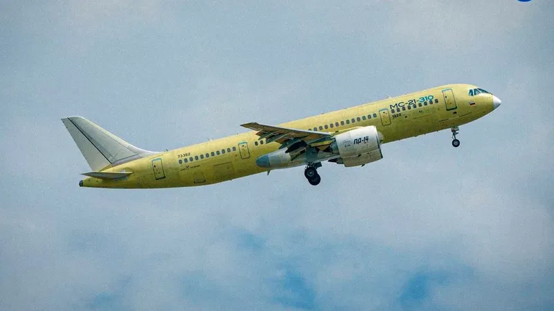Rusia acelera su revolución aeronáutica al estrenar su avión MS-21