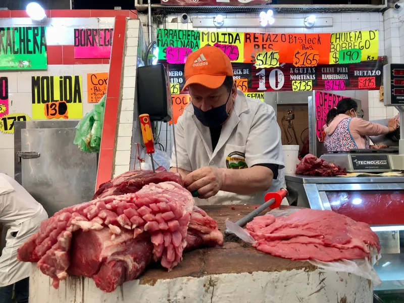 Consumo de carne en México superó los 11.3 millones de toneladas pese a aranceles y gusano barrenador