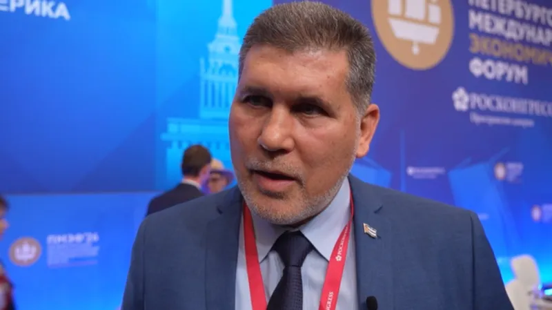 Sistema de pago ruso MIR permite seguir con transacciones en La Habana, asegura el vice primer ministro cubano