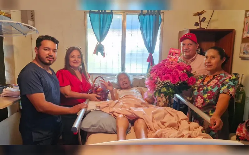 Con Dorotea Granada, Madre Admirable