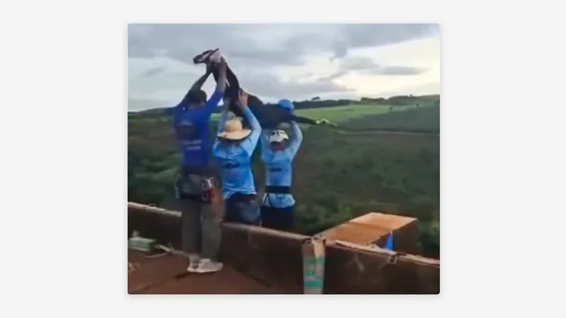 La insólita declaración de quienes lanzaron sin arnés a una joven que hacía ‘puenting’ en Brasil