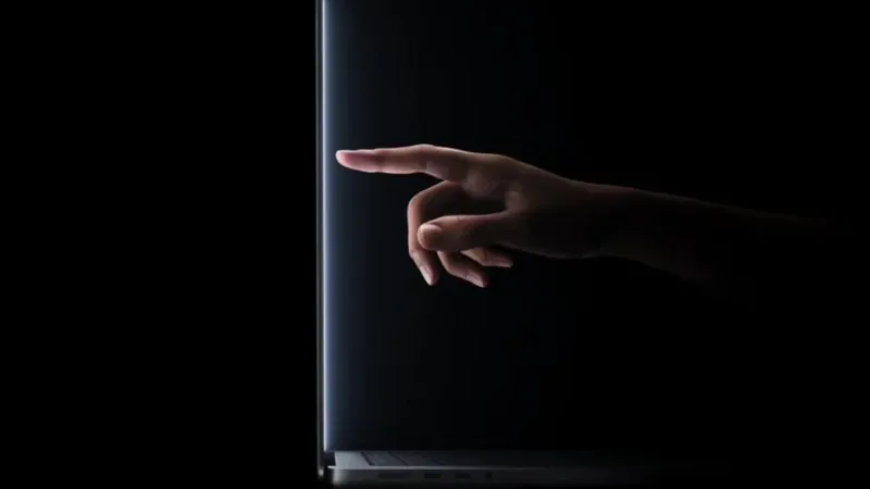 Apple rompe una de sus reglas históricas: presenta su primera MacBook Pro táctil y revela su precio