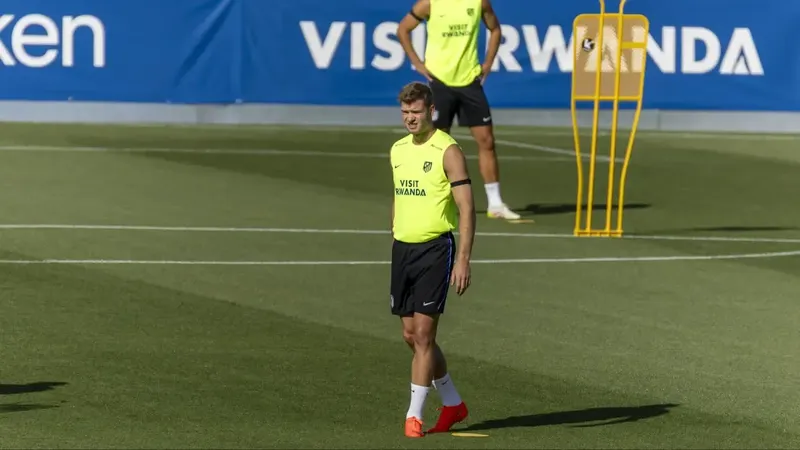 Los mundialistas del Atlético, sin Julián, siguen su preparación
