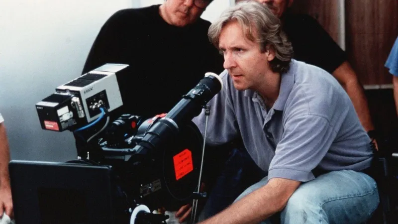 Por su 40 cumpleaños, James Cameron fue a conocer a su ídolo: este sólo quería hablar de cómo hizo su clásico con Schwarzenegger
