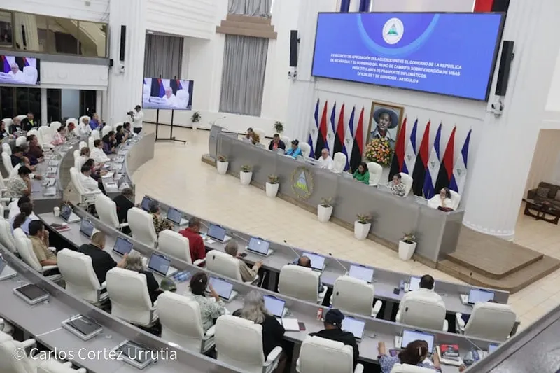 Asamblea Nacional destaca tres menciones especiales