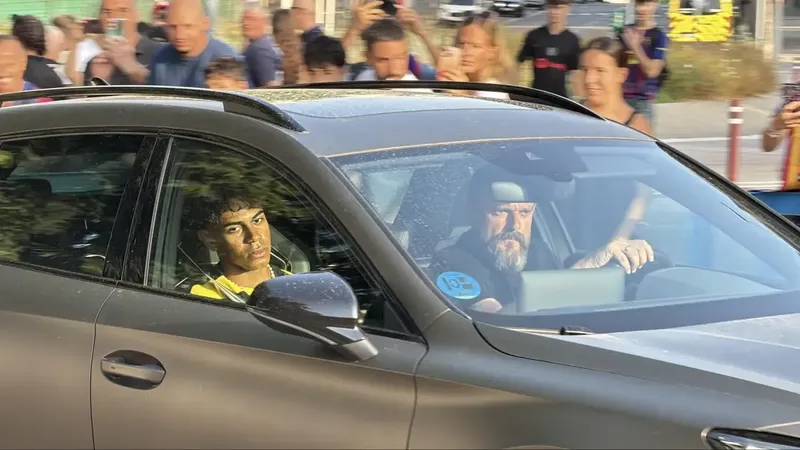 Ferran, único ausente en la vuelta de los campeones del mundo