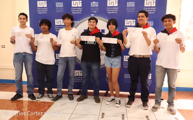 Estudiantes de la UNI reciben Becas Universitarias Pueblo Presidente