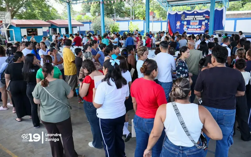 Colegio Augusto C. Sandino inicia matrículas 2027 con meta de alcanzar 2 mil estudiantes