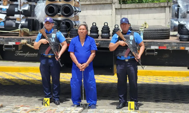 Incautan cargamento de cocaína que viajaba de Panamá a Guatemala
