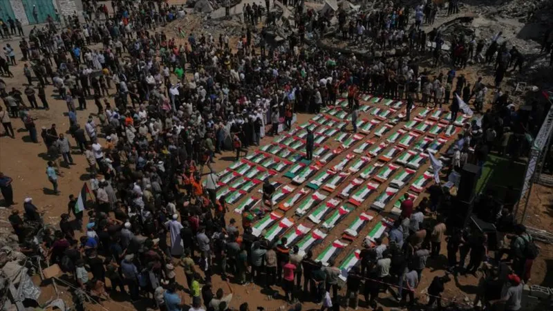 Gaza revive el dolor: recuperan 112 cuerpos de entre los escombros tras 3 años